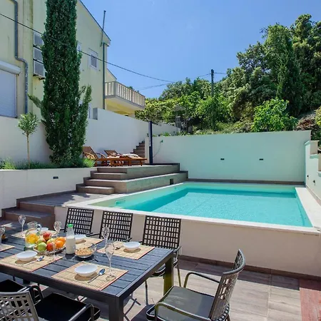 Karmen Adriatica Zadar