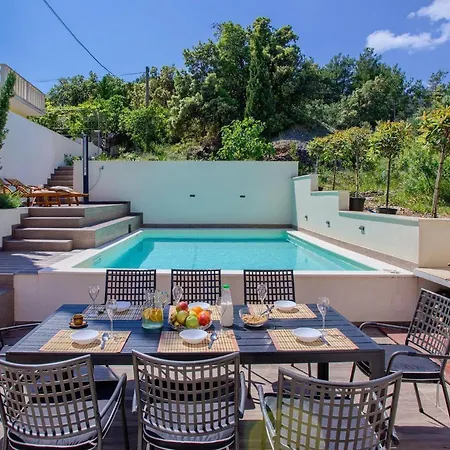 Karmen Adriatica Feriehus *