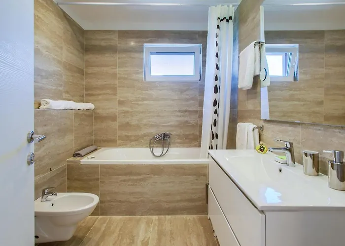 Karmen Adriatica Zadar